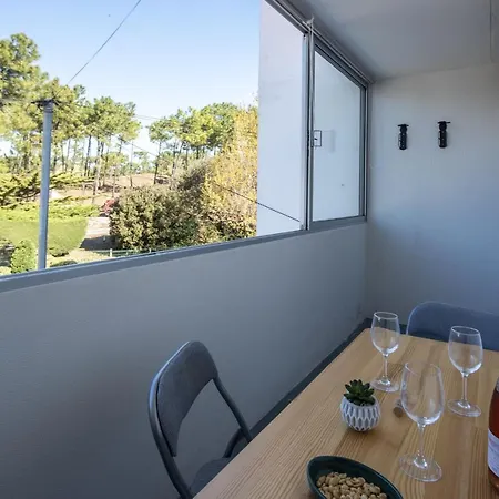 Apartment A Deux Pas De La Pour Quatre Personnes *